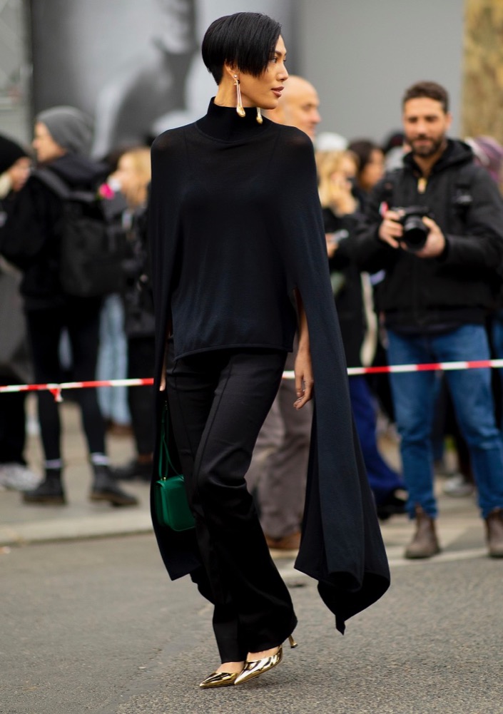 PFW Fall 2022 Street Style #65