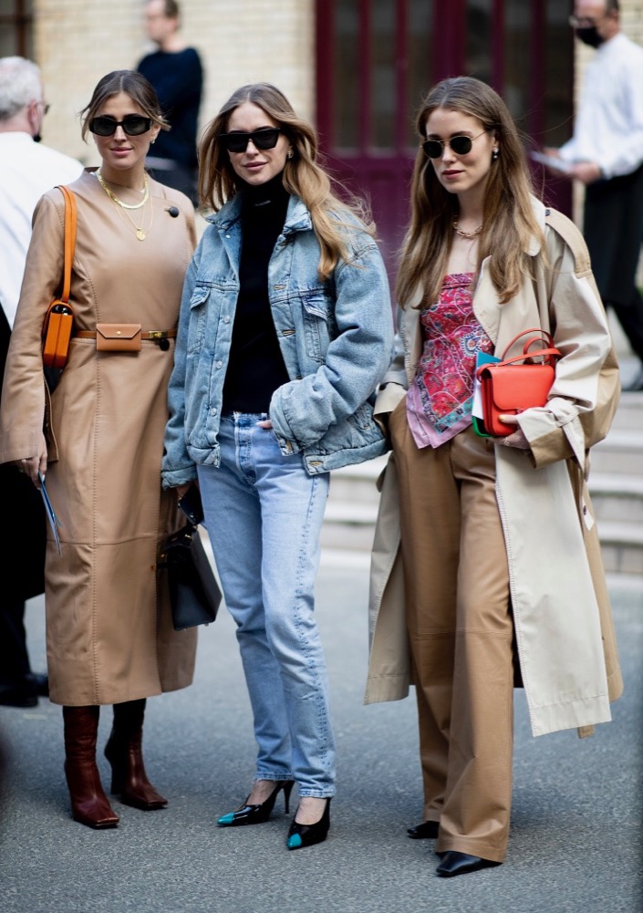 PFW Fall 2022 Street Style #88