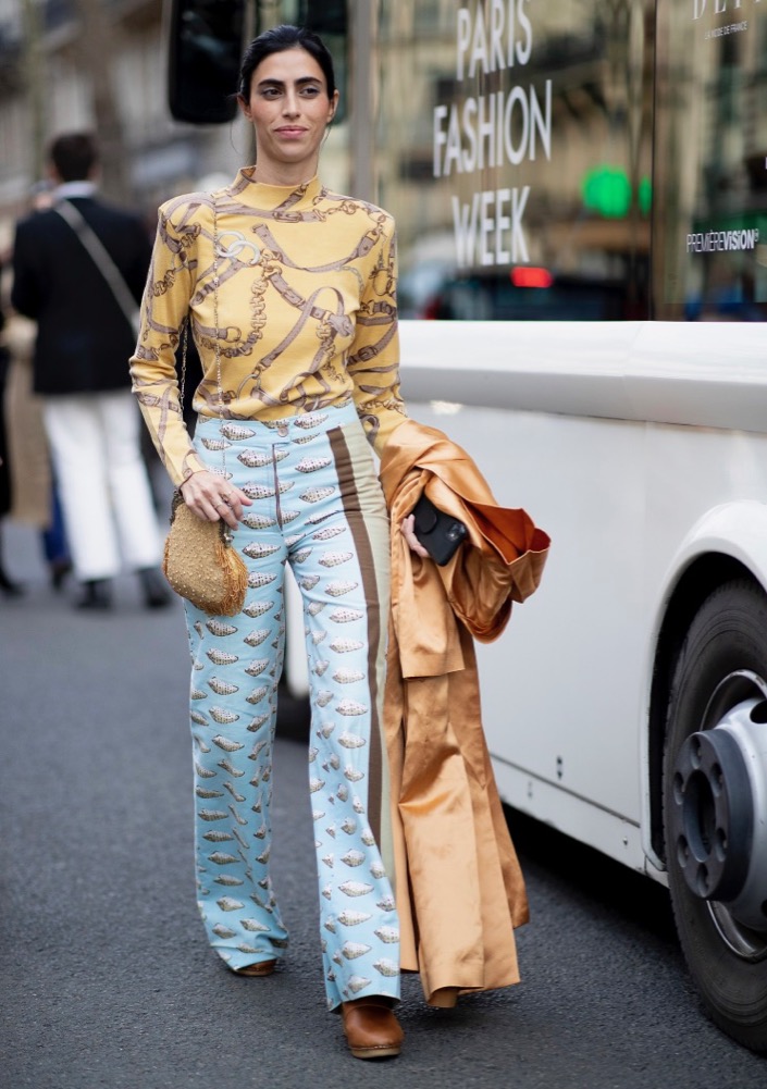 PFW Fall 2022 Street Style #92