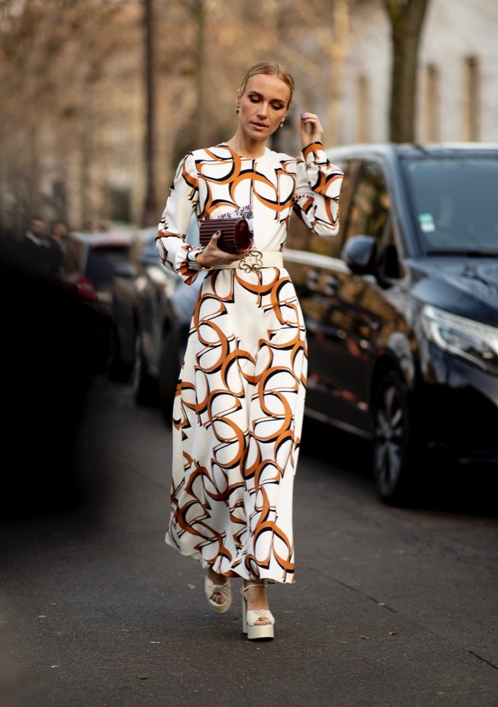 PFW Fall 2022 Street Style #5