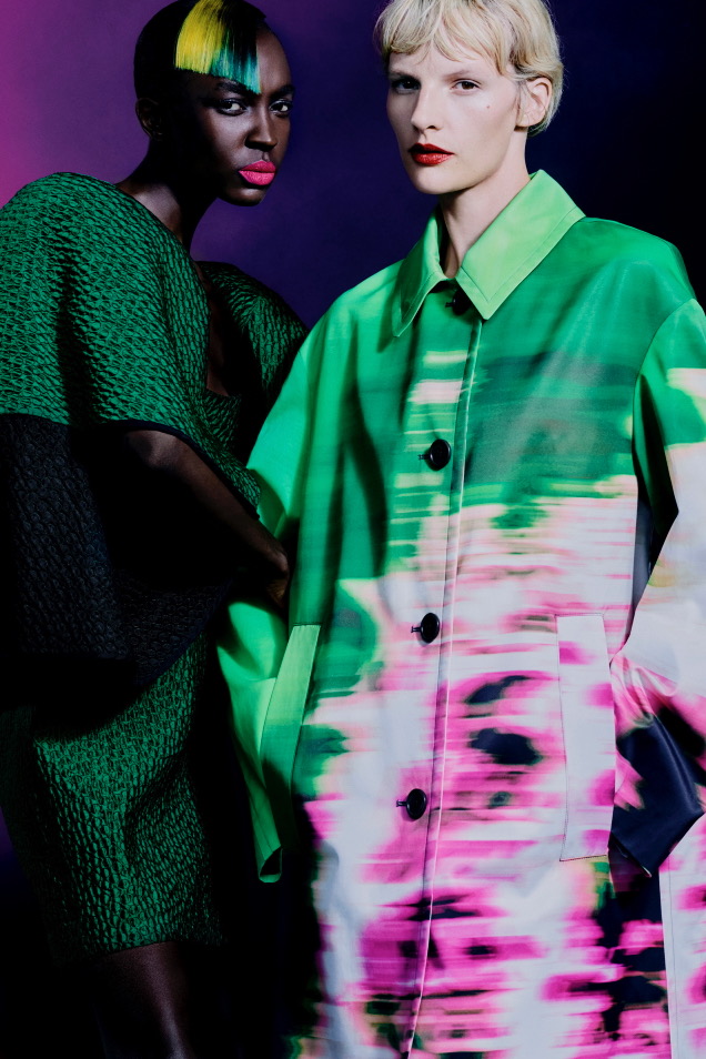 HIT: Dries Van Noten