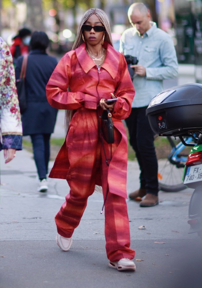 PFW Spring 2022 Street Style #7