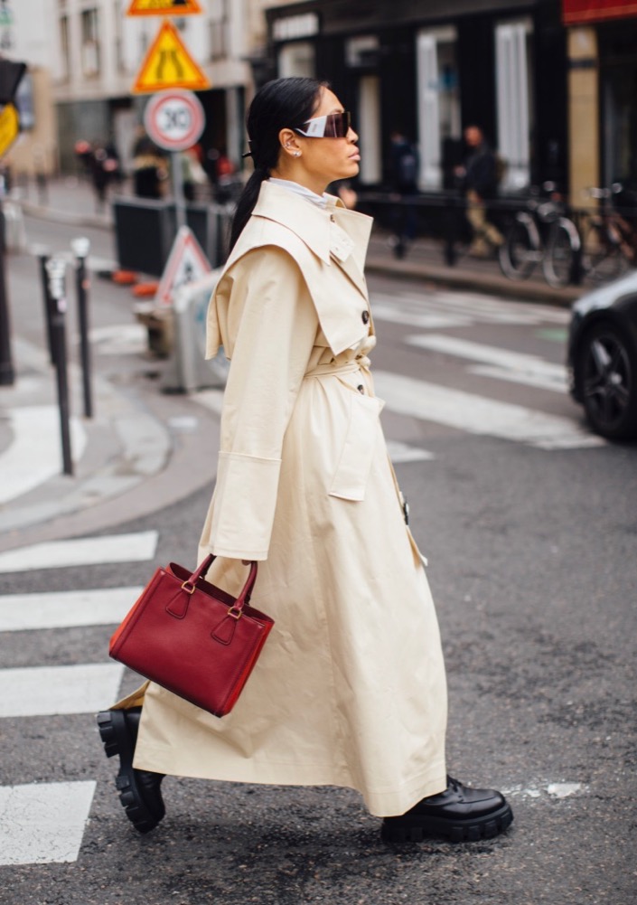 PFW Spring 2022 Street Style #92