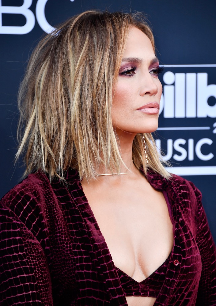 The Tousled Hairdo