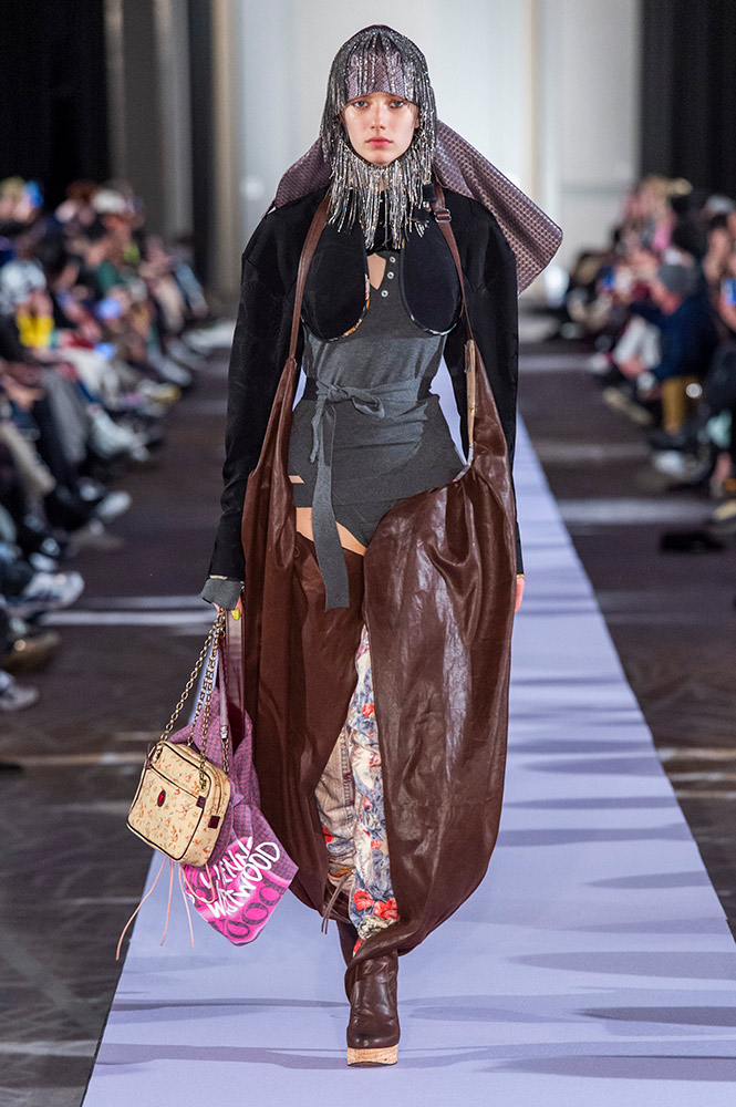 Vivienne Westwood Fall 2019 #41