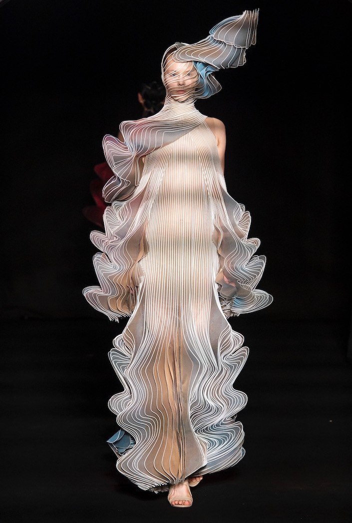 Iris van Herpen Fall 2018 Haute Couture