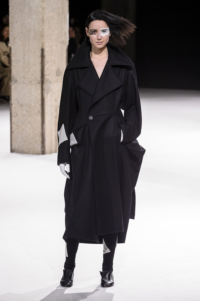 Yohji Yamamoto Fall 2018 #11