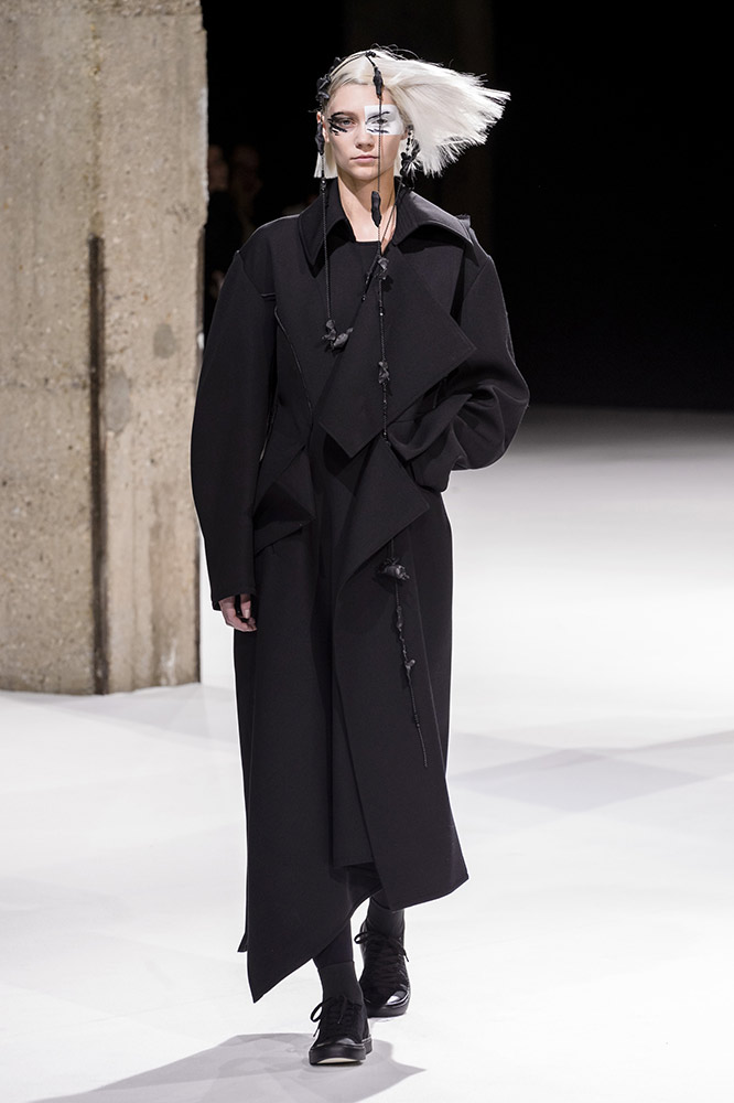 Yohji Yamamoto Fall 2018 #14