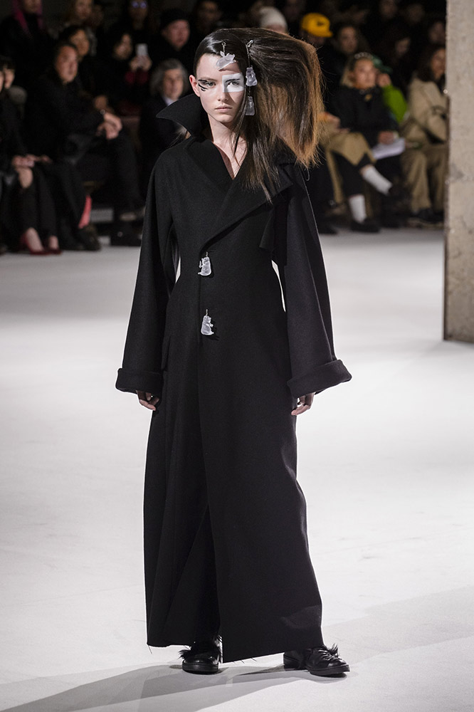 Yohji Yamamoto Fall 2018 #18