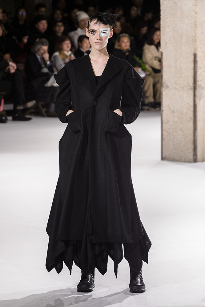 Yohji Yamamoto Fall 2018 #23