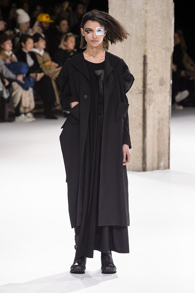 Yohji Yamamoto Fall 2018 #26