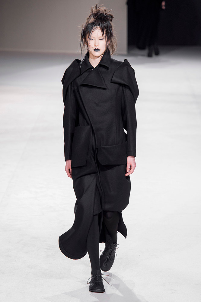 Yohji Yamamoto Fall 2019 #17