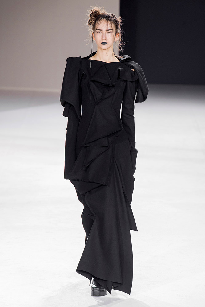 Yohji Yamamoto Fall 2019 #22