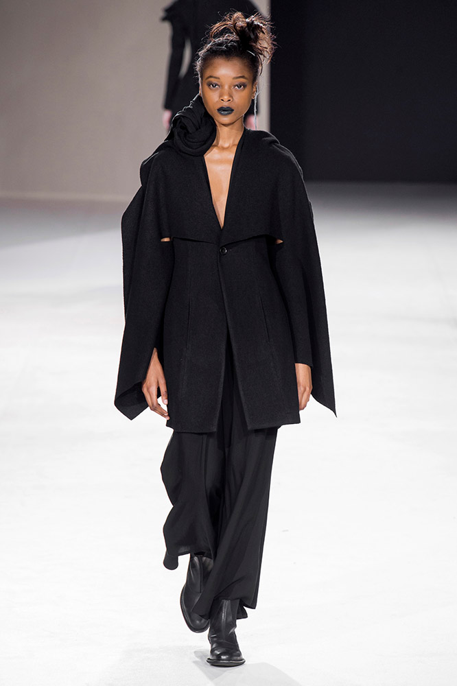 Yohji Yamamoto Fall 2019 #24