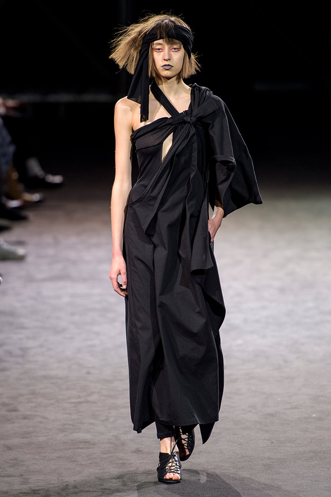 Yohji Yamamoto Spring 2019 #35