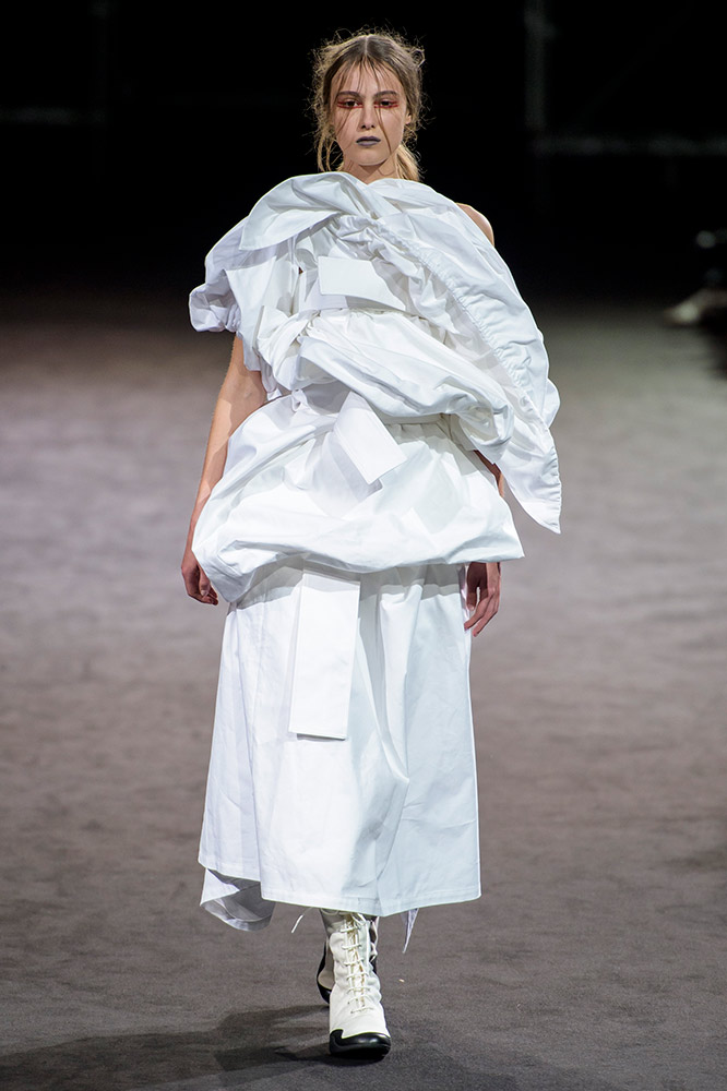 Yohji Yamamoto Spring 2019 #53